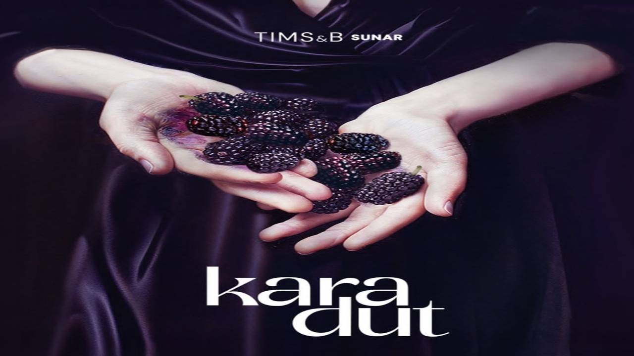 مسلسل التوت الاسود الحلقة 3 مترجم